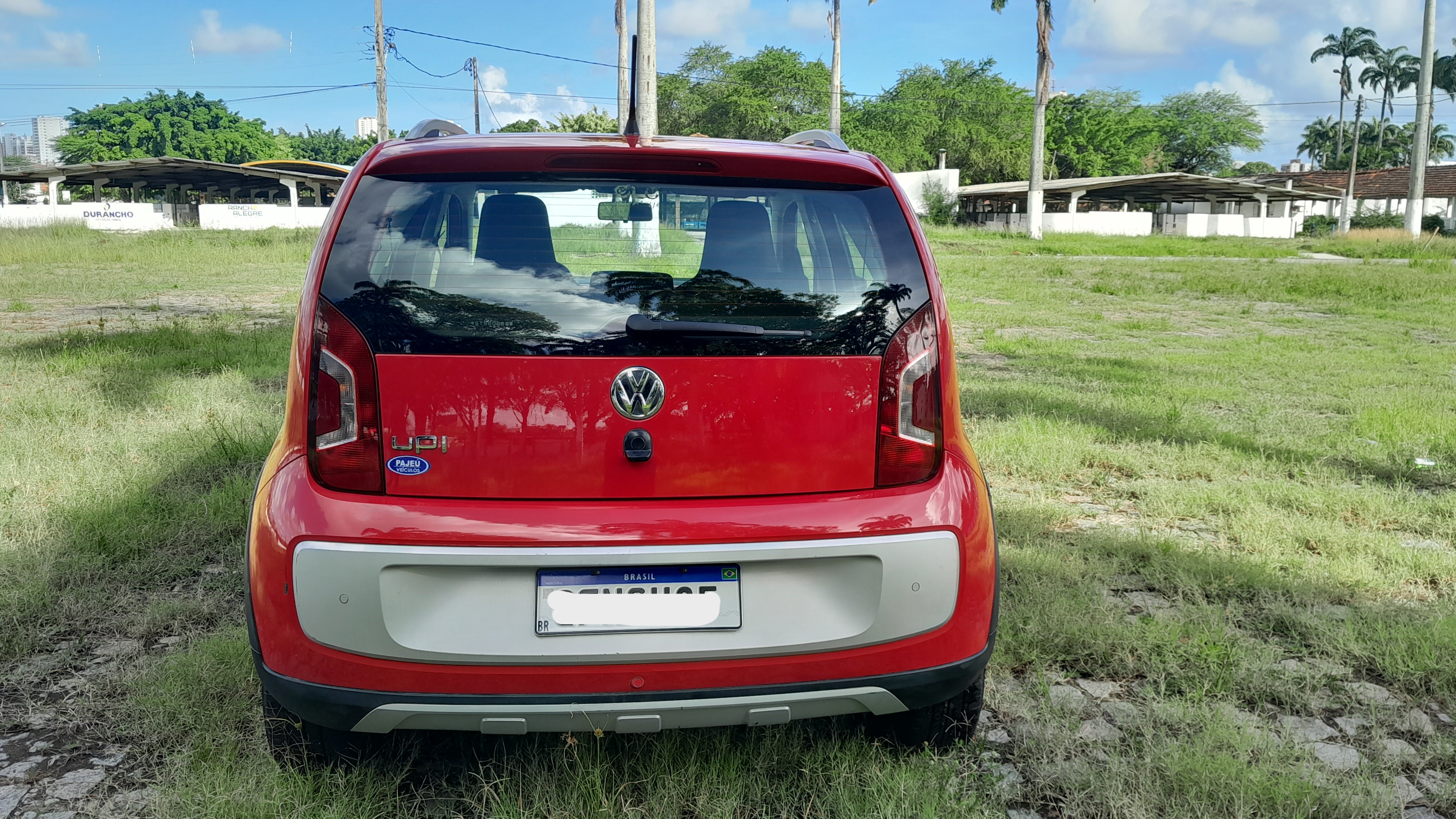 VOLKSWAGEN         CROSS UP