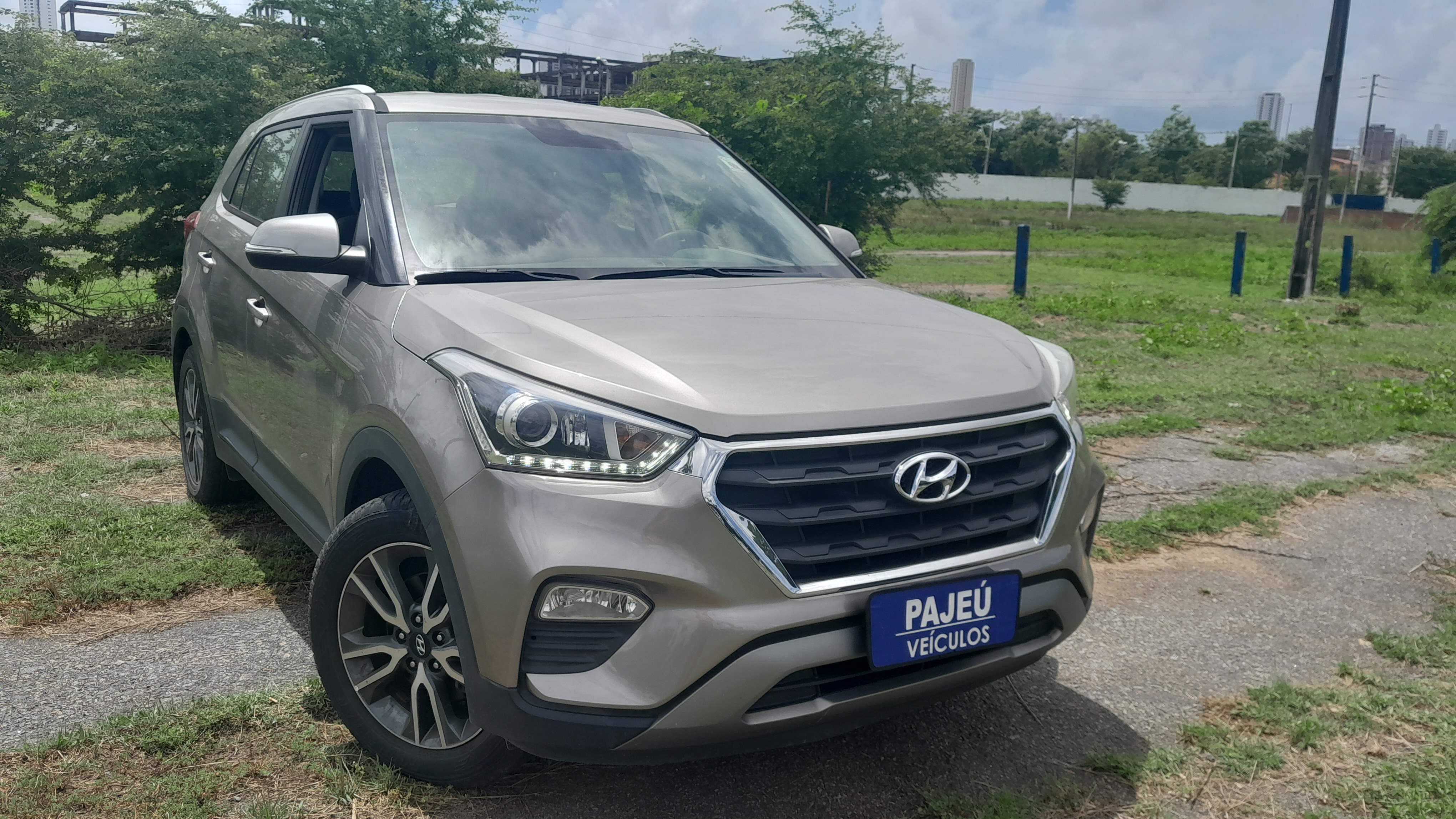 HYUNDAI         CRETA